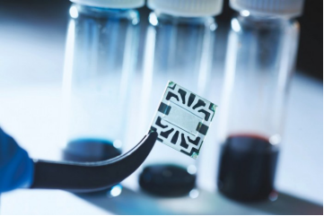 想讓太陽能電池板變透明？用上石墨烯吧