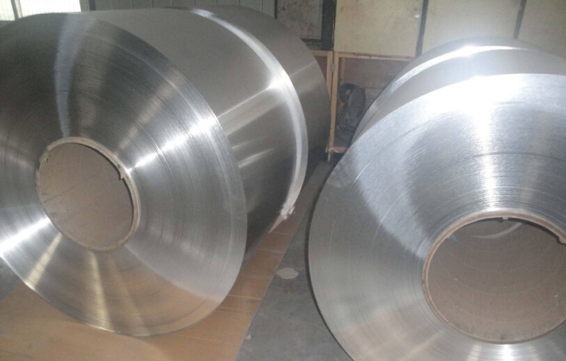 鎂合金兩種不同模具和加工溫度下抗拉強度的變化。